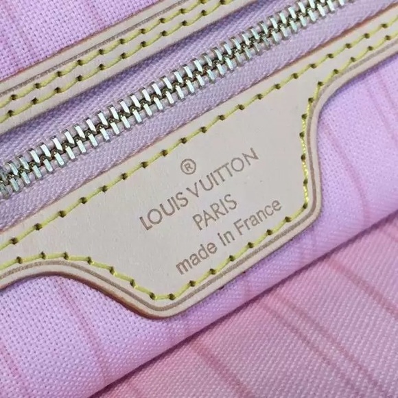 Louis Vuitton Gray and Pink Checkered Women's Bag Set - Picture 5 of 7